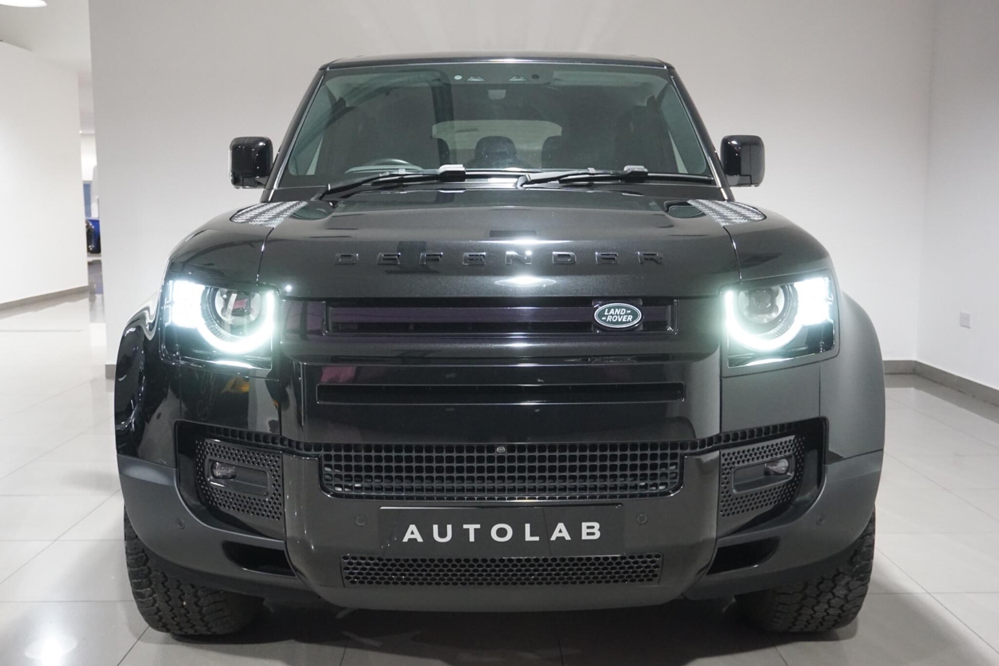 Land Rover Defender 110 3.0 D250 MHEV HSE Hard Top SUV 5dr Diesel Auto 4WD MWB Euro 6 (s/s) (250 ps)